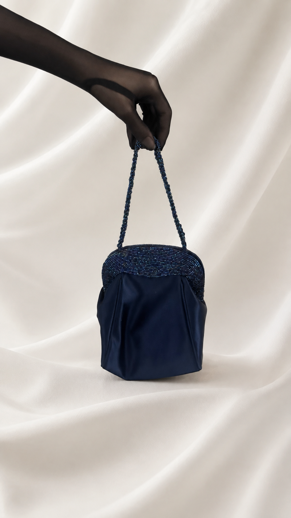 No. 08 The Midnight Beaded Bag