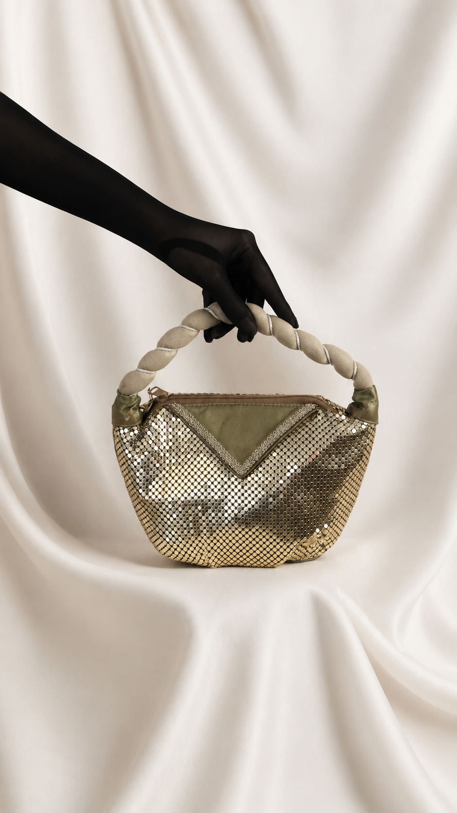No. 04 The Gold Rope Mesh Bag